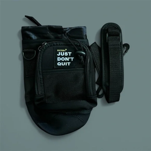 Magnetic Gym Water Bottle Holder Bag with Phone Pocket for 24 32 40oz Cup - Picture 3 of 10